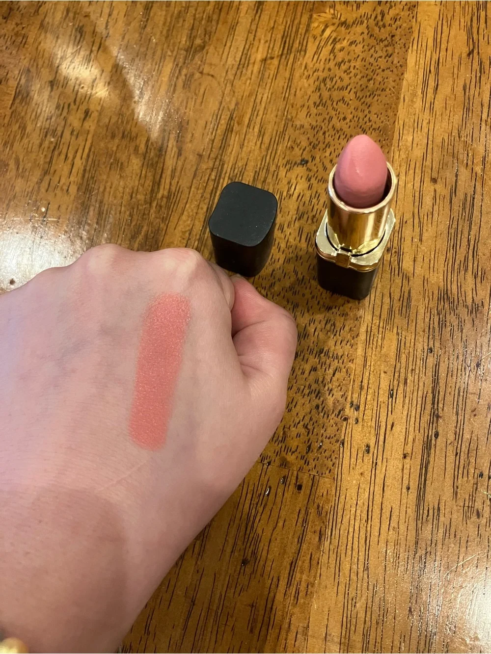 Lipstick/lipgloss bundle